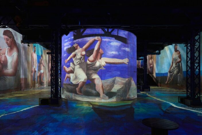 Exposition_immersive_Picasso_lart_en_mouvement_a_lAtelier_des_Lumieres_Paris_©_Culturespaces_Vincent_Bousserez_©_Succession_Picasso_2025