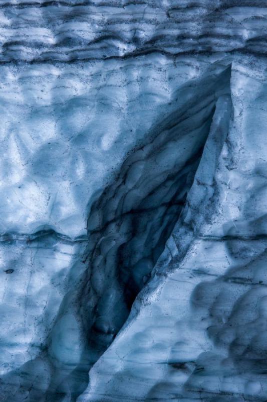 Naked glaciers : Ania Freindorf