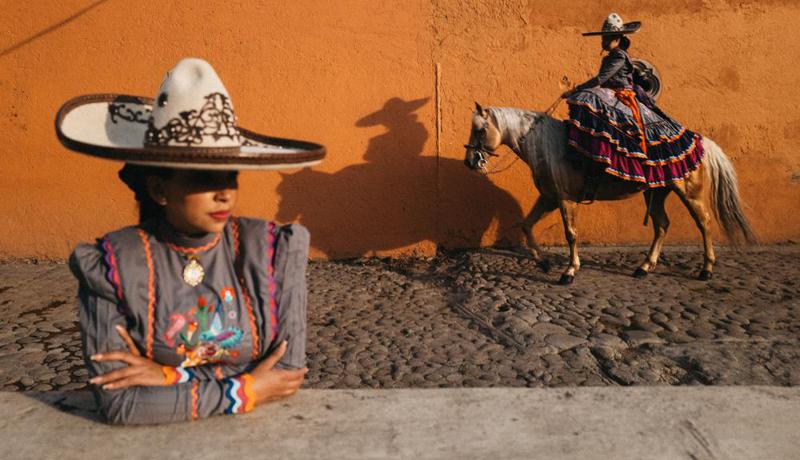 Exposition photographique Les femmes cavalières, « Las escaramuzas », Théo Saffroy - FHA