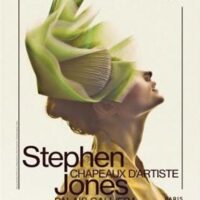 Stephen Jones : Chapeaux d’artiste !