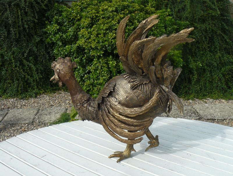 Exposition de sculptures et d'art textile.