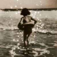 Firelight : Amy Friend