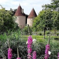 Croquis et peinture au Château de Corbelin